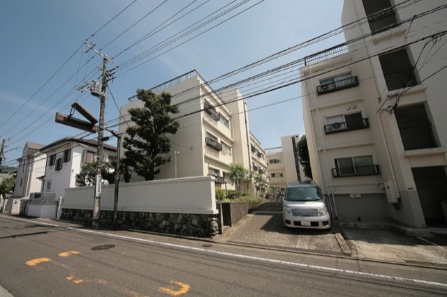 小山マンション